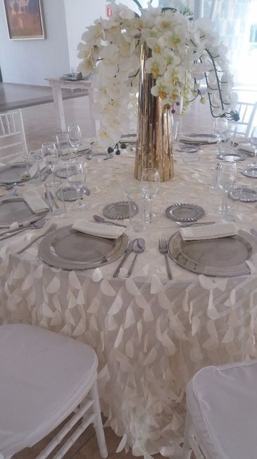 mantel de pétalos ivory o perla