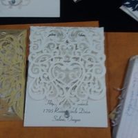 invitación blanca o aperlada