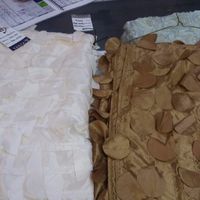 manteles pétalos ivory y dorado