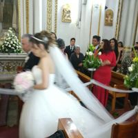Entrando a la iglesia