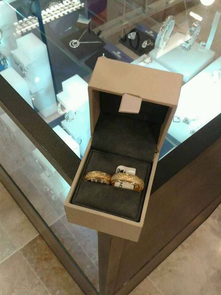 Primeros regalos:  las alianzas - 1