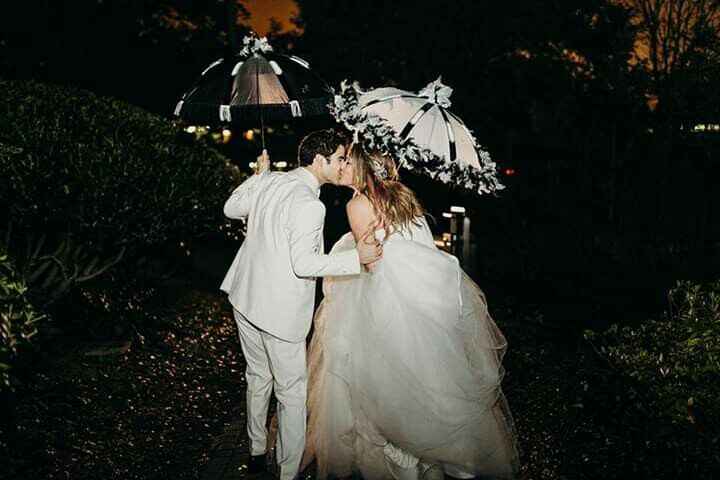 Darren Criss y Mía Swier - 11