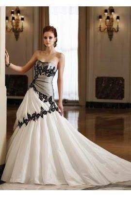 Vestidos con algo negro - 1