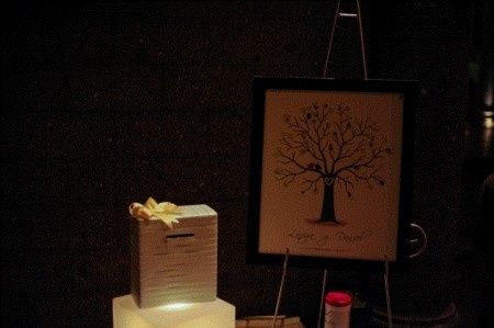 ARBOL DE HUELLAS Y REGALO EN EFECTIVO