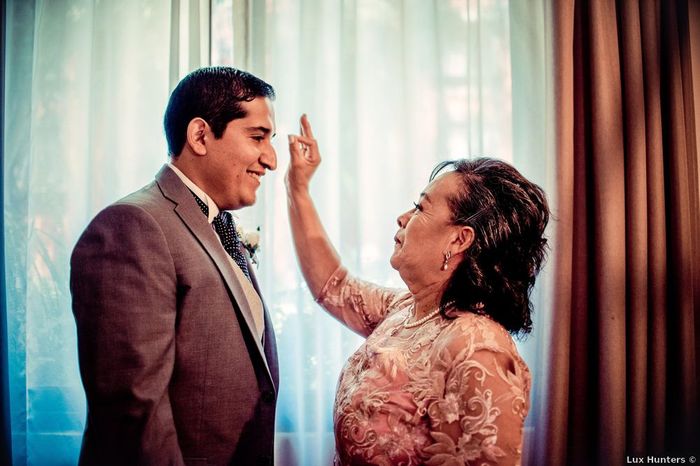 Fotos imprescindibles con tu mamá y suegra el día de la boda 📸👩‍👦👩‍👧 6