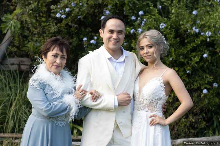 Fotos imprescindibles con tu mamá y suegra el día de la boda 📸👩‍👦👩‍👧 - 2