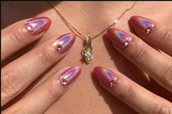 Uñas Barbiecore para novias 💅 - 1