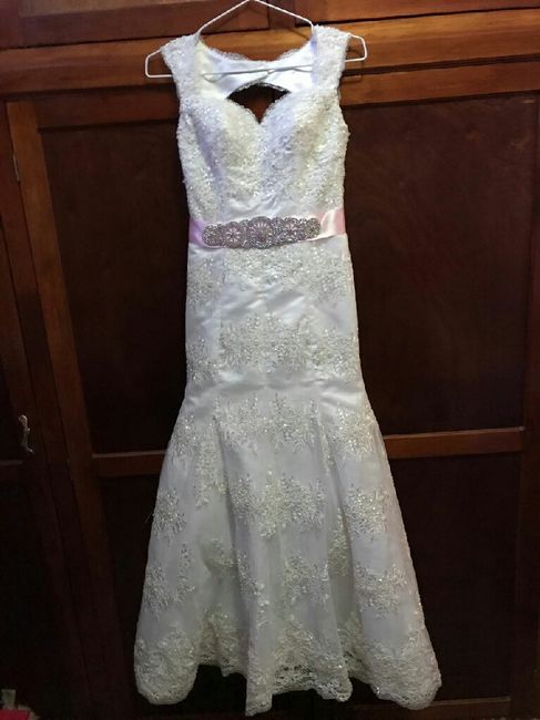  Presuman su vestido - 1