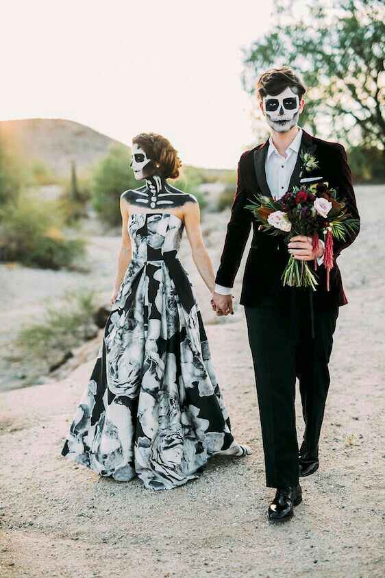 Novios catrines 💀 - 1