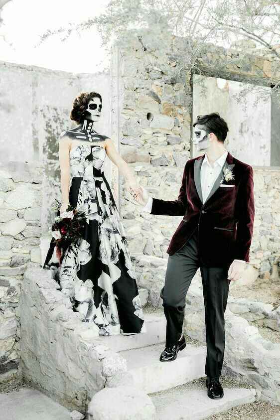 Novios catrines 💀 - 10