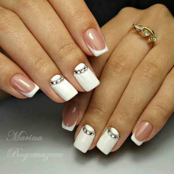  Uñas blancas 💅 - 16