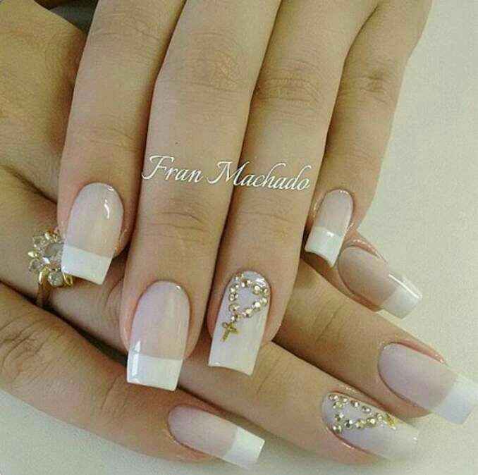  Uñas blancas 💅 - 23