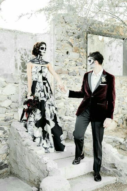 Novios catrines 💀 - 10