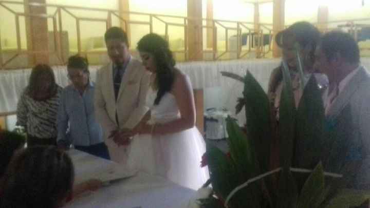 Boda civil - 4