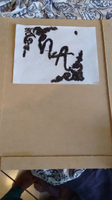 Paso 2,  pintando logo