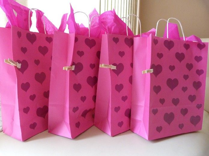 Bolsita con obsequio (Bata, pantuflas, kid)