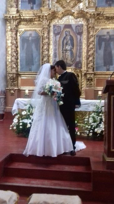 esta no es profesional, esta nos la tomo mi cuñadito pero awww la amo
