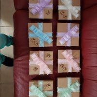 Detalle para madrinas y damas así como padrinos y caballeros de honor - 1