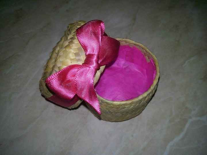 Mini canasto de palma abierto