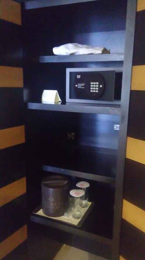 Caja fuerte, caja secreta, hielera