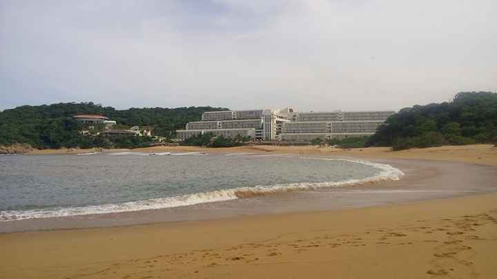 Vista del hotel desde la playa
