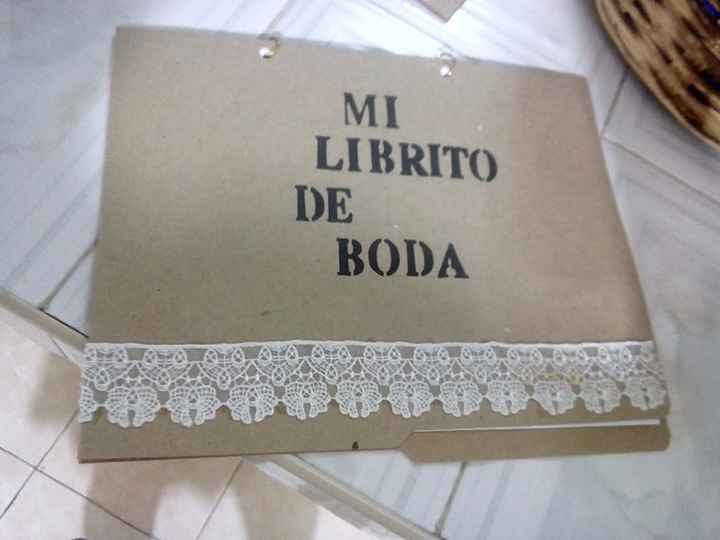 Mi librito de boda por fuera
