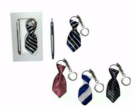 Llaveros de corbata