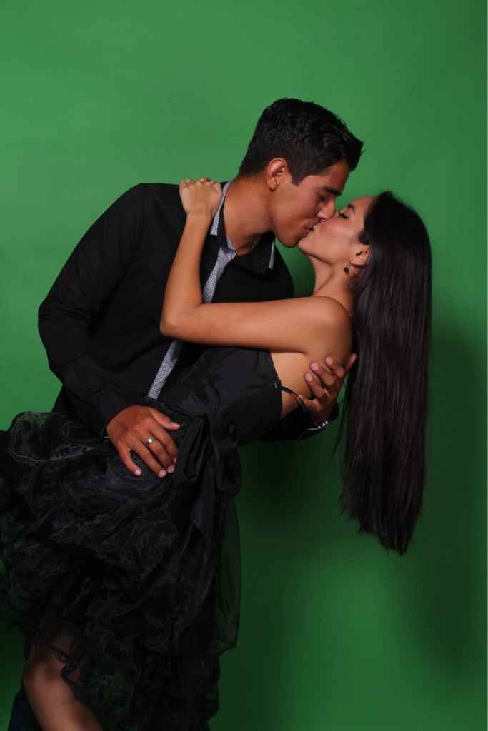 Sube una foto con tu pareja - 1