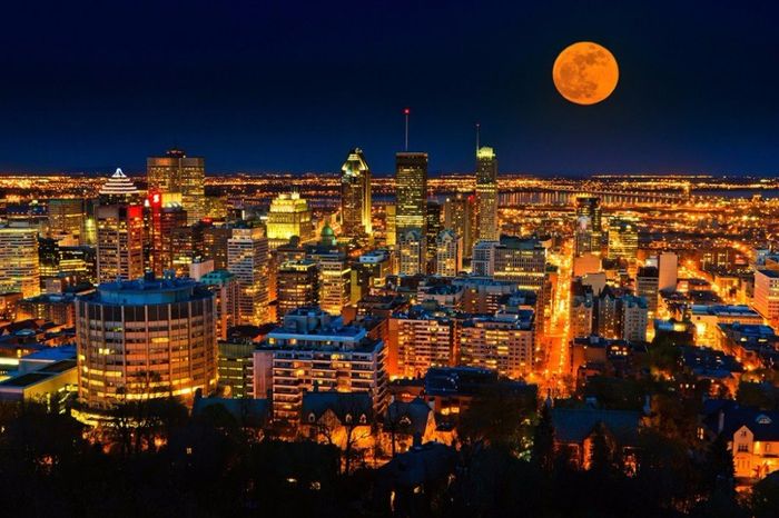 Noche en Montreal