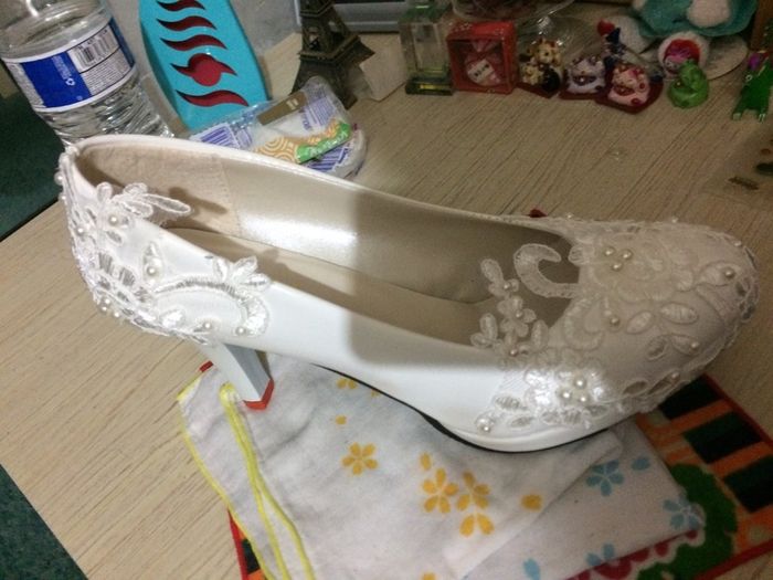 Mis zapatillas de novia - 1