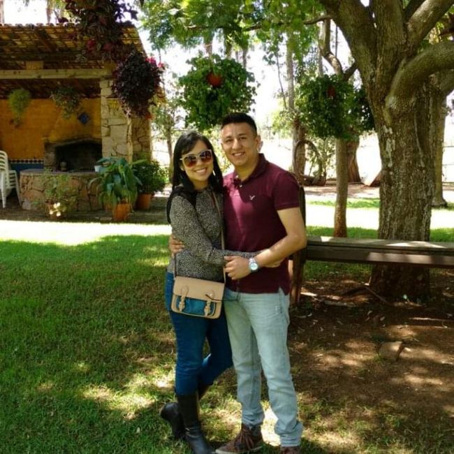 ¿Cuál fue la primera foto en pareja que subieron a las redes sociales? 6