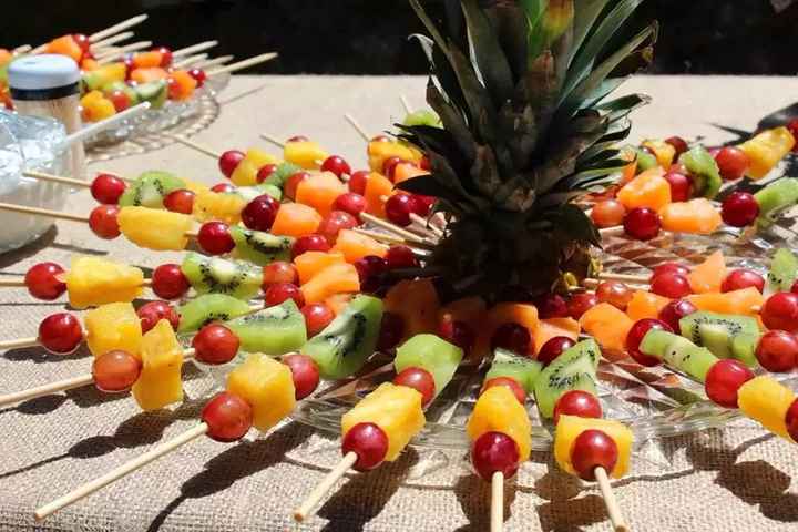 Brochetas de fruta
