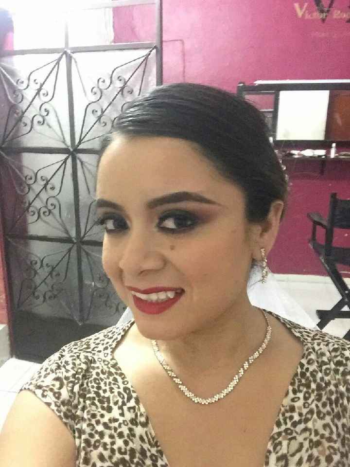  Prueba de maquillaje y peinado - 4