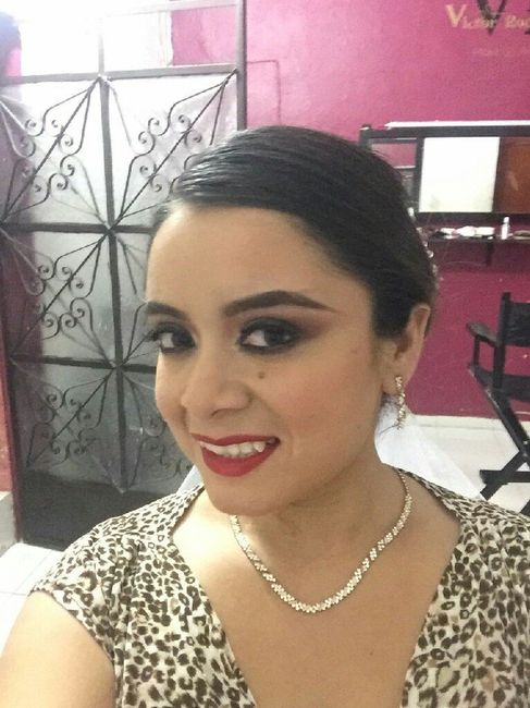  Prueba de maquillaje y peinado - 4
