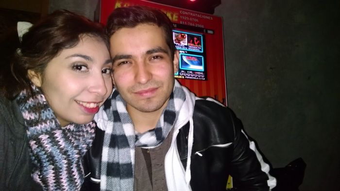 Presuman a su prometido!! - 1