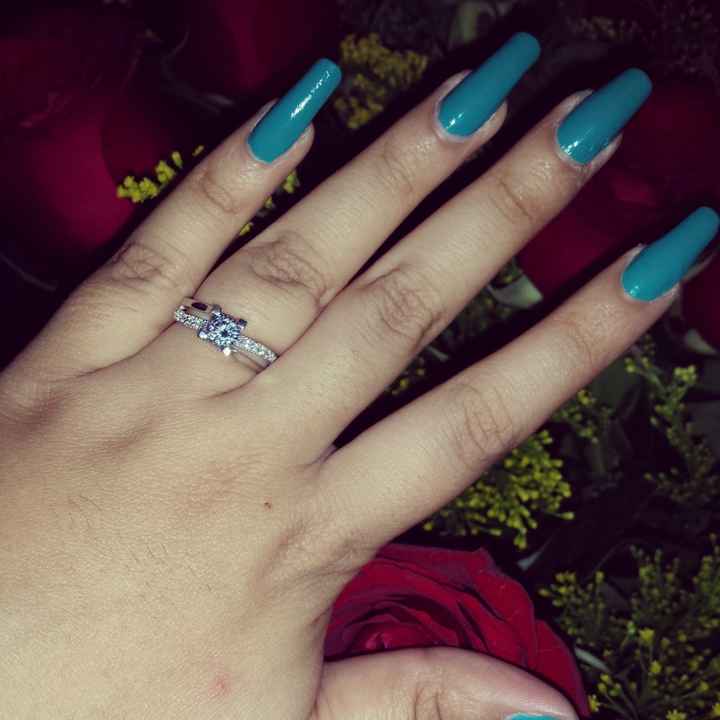 Catálogo de anillos de compromiso de Bodas.com - 1