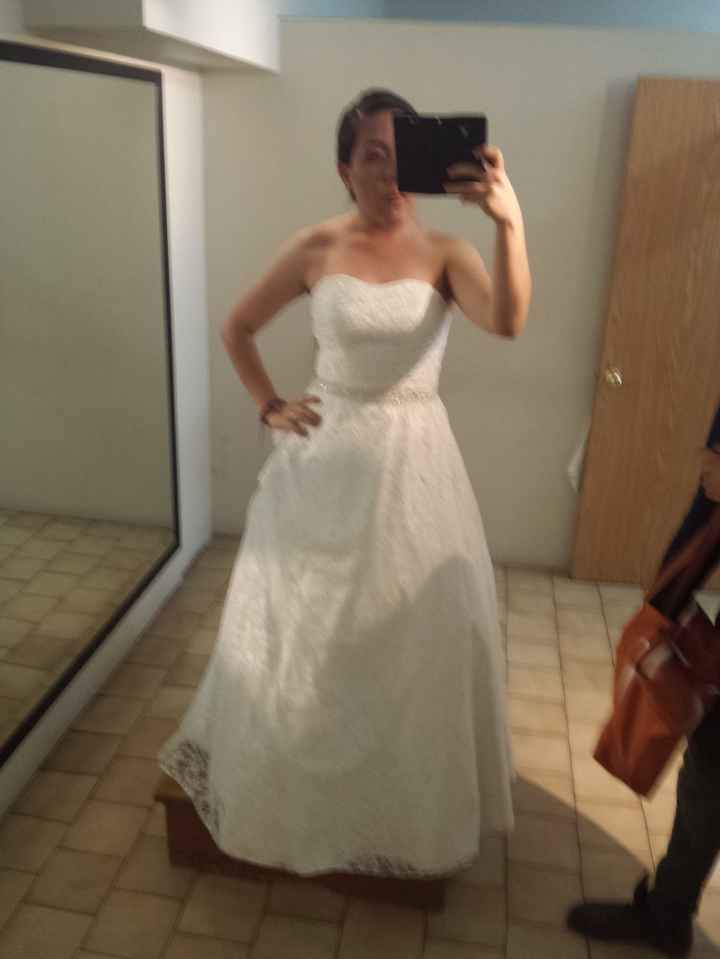 Chicas compartan su vestido de novia - 1