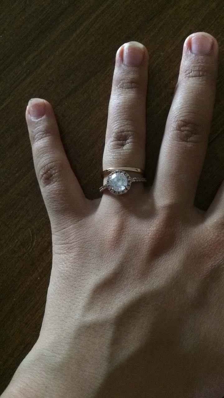 Este sería con la argolla tradicional