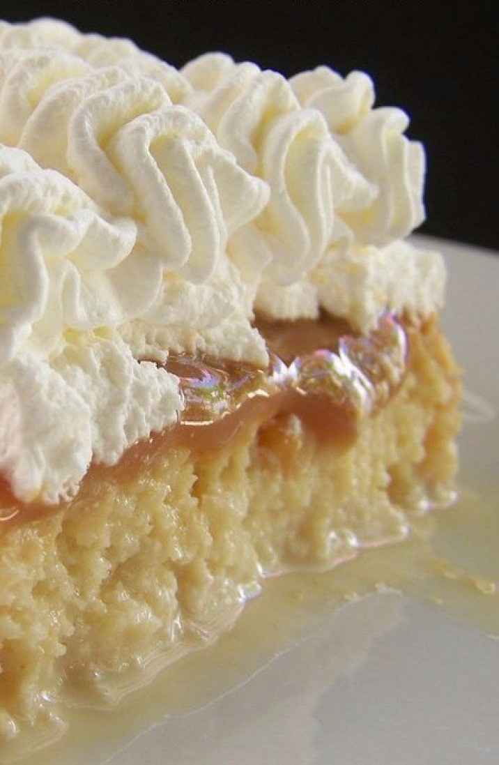 Pastel de 3 leches con cajeta 