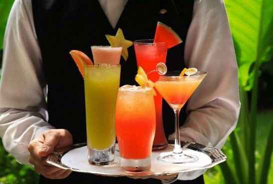 Whisky, piñas coladas, vampiros, palomas, etc. 