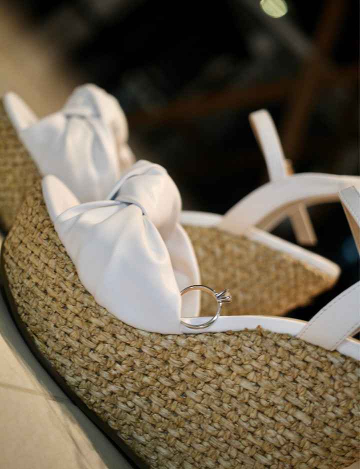 Qué tal estos zapatos? - 1