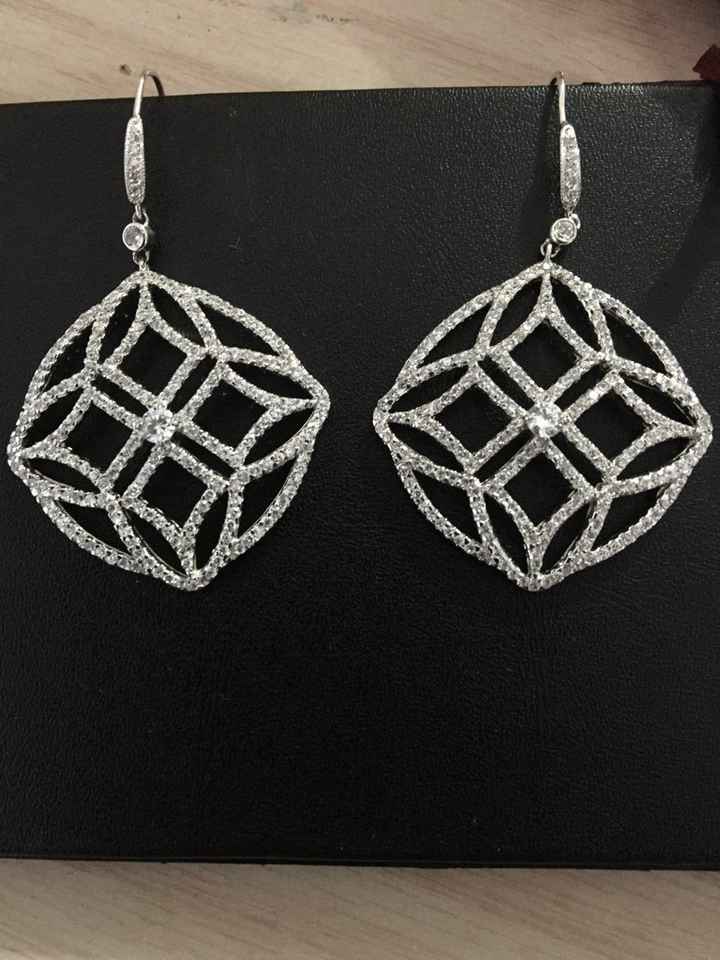 Mis aretes (un obsequio de mi papá) - 2