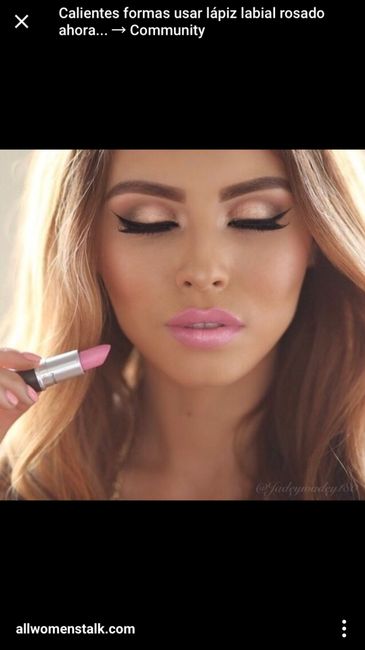 Labios en tonos fuertes - 1