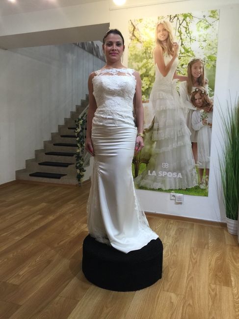 probandome los vestidos... 