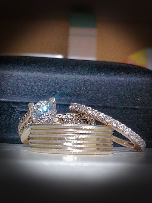 Qué escogieron como anillo de matrimonio, banda o churumbela? - 1