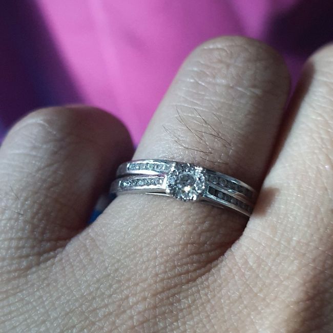 Mi anillo de compromiso, Angelica 1