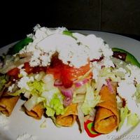 Tacos dorados