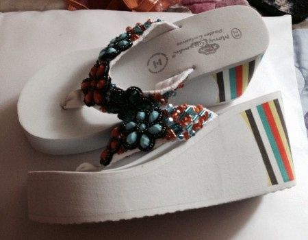 Zapatillas y Sandalias - 2