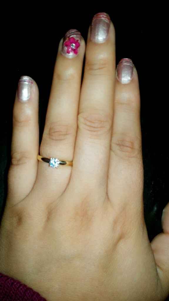Presuman su anillo - 1