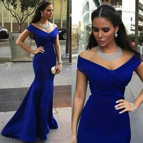 Ayuda con el color del vestido de las damas! - 1